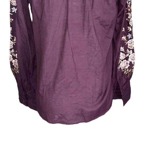 Sundance Eggplant Purple Embroidered Eyelet Puff Sleeve Button Front Top - XS - Picture 10 of 14
